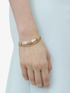 Bracciale a catena Skull con perla da Donna in Finitura oro pallido