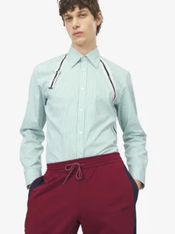 Camicia Harness con logo McQueen da Uomo in Bianco/Azzurro