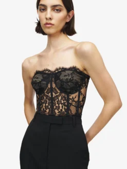 Corsetto in Pizzo da Donna in Nero