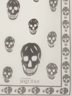 Foulard Skull Classico in Chiffon di Seta in Avorio/Nero