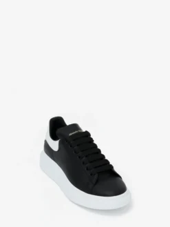 Sneaker Oversize da Uomo in Nero/Bianco