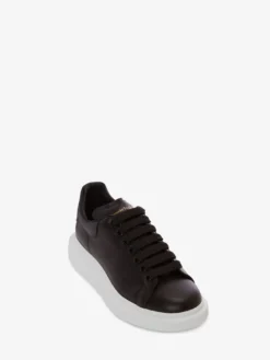 Sneaker Oversize da Uomo in Nero